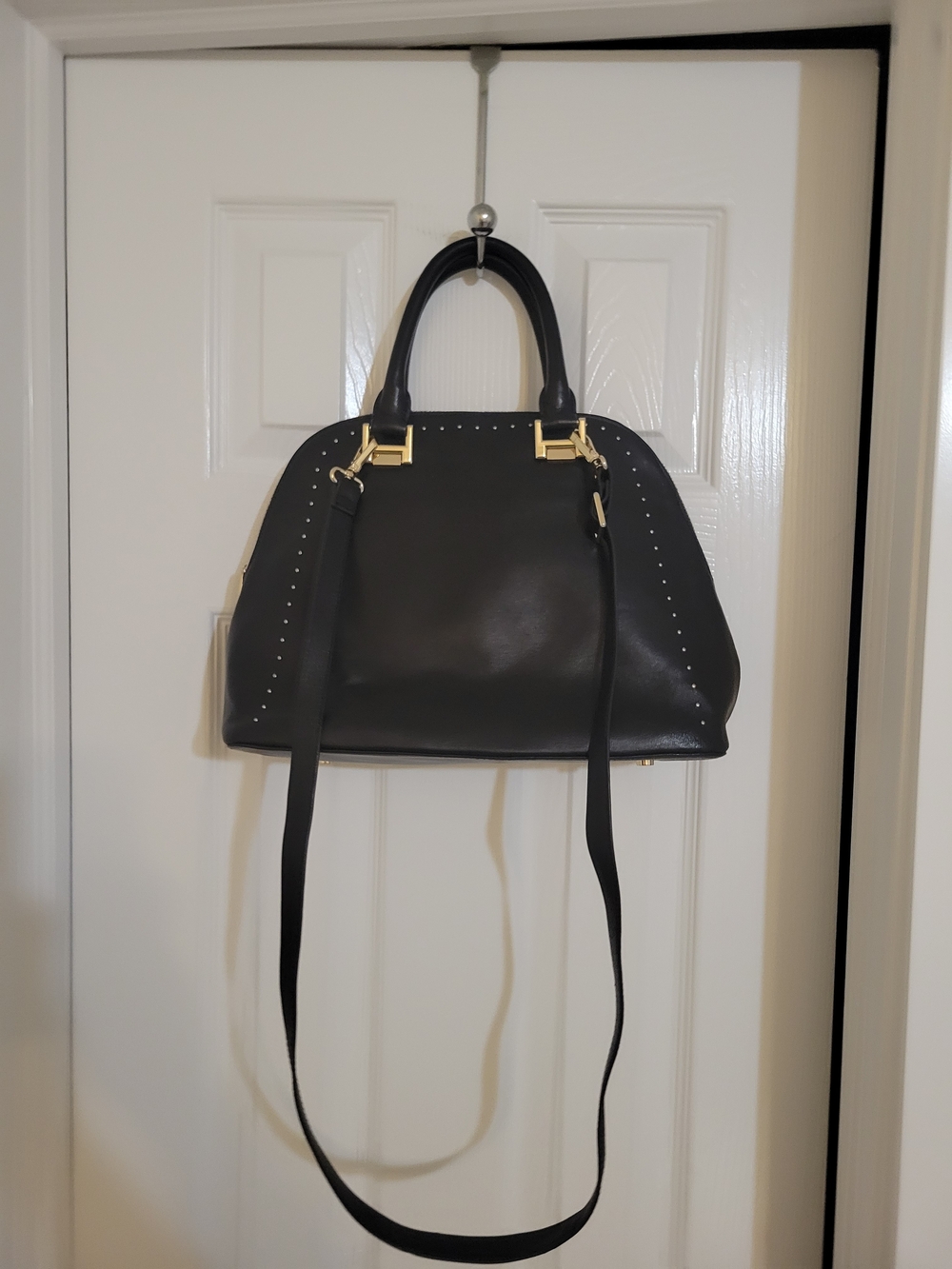 Danier Genuine Leather Elegant Black Satchel with Gold Accents